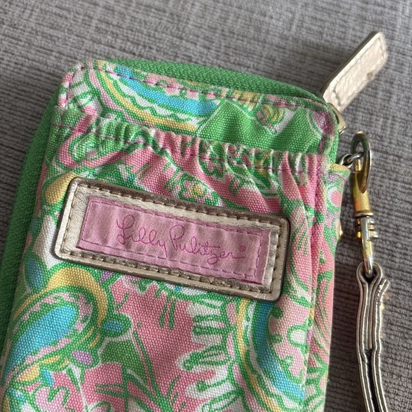 Lilly Pulitzer Zip Around Wallet Wristlet ID Phone Holder 6Lx3.5W - Picture 2 of 7
